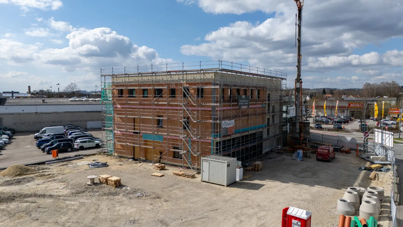 Rohbau in der Siemensstraße mit Kran, Luftaufnahme